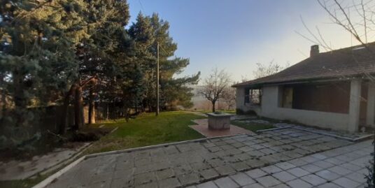 Struttura con giardino Ferrazzano.