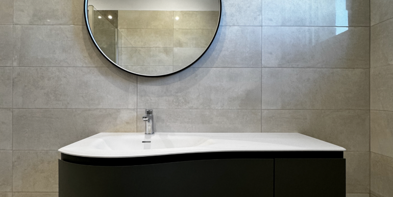 bagno-moderno-appartamenti-porta-napoli-campobasso-rivendita-sanitari-arredamento-bagno-campobasso-rivendita-immobili_Tavola disegno 1